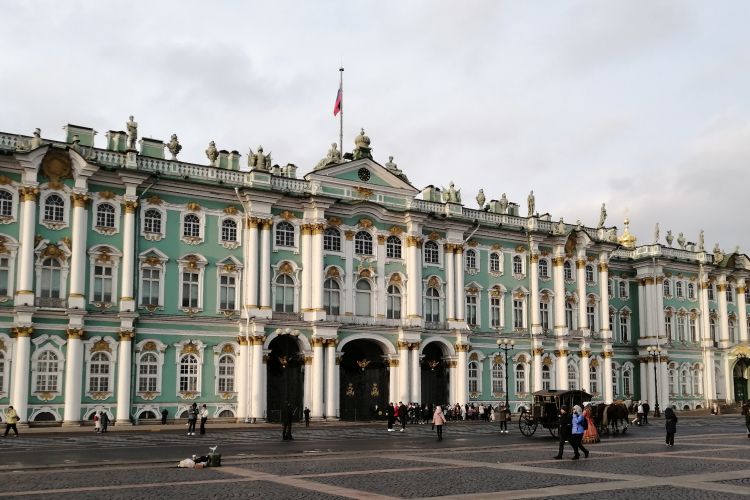 Тур «Шедевры Петербурга и Петергофа», 4 дня
